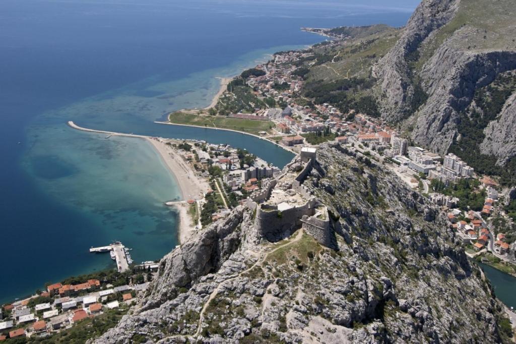 Villa Omiš Esterno foto
