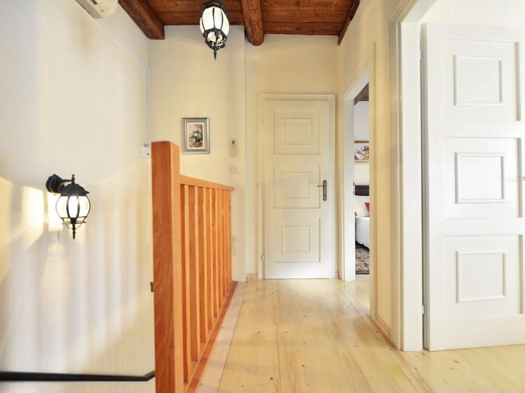 Villa Omiš Esterno foto